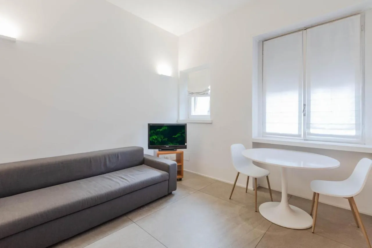 Easylife - Accogliente Bilocale A Due Passi Dal Duomo Apartment Milan