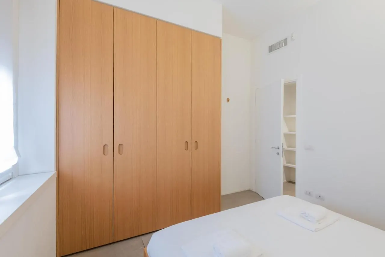 Easylife - Accogliente Bilocale A Due Passi Dal Duomo Daire Milano İtalya